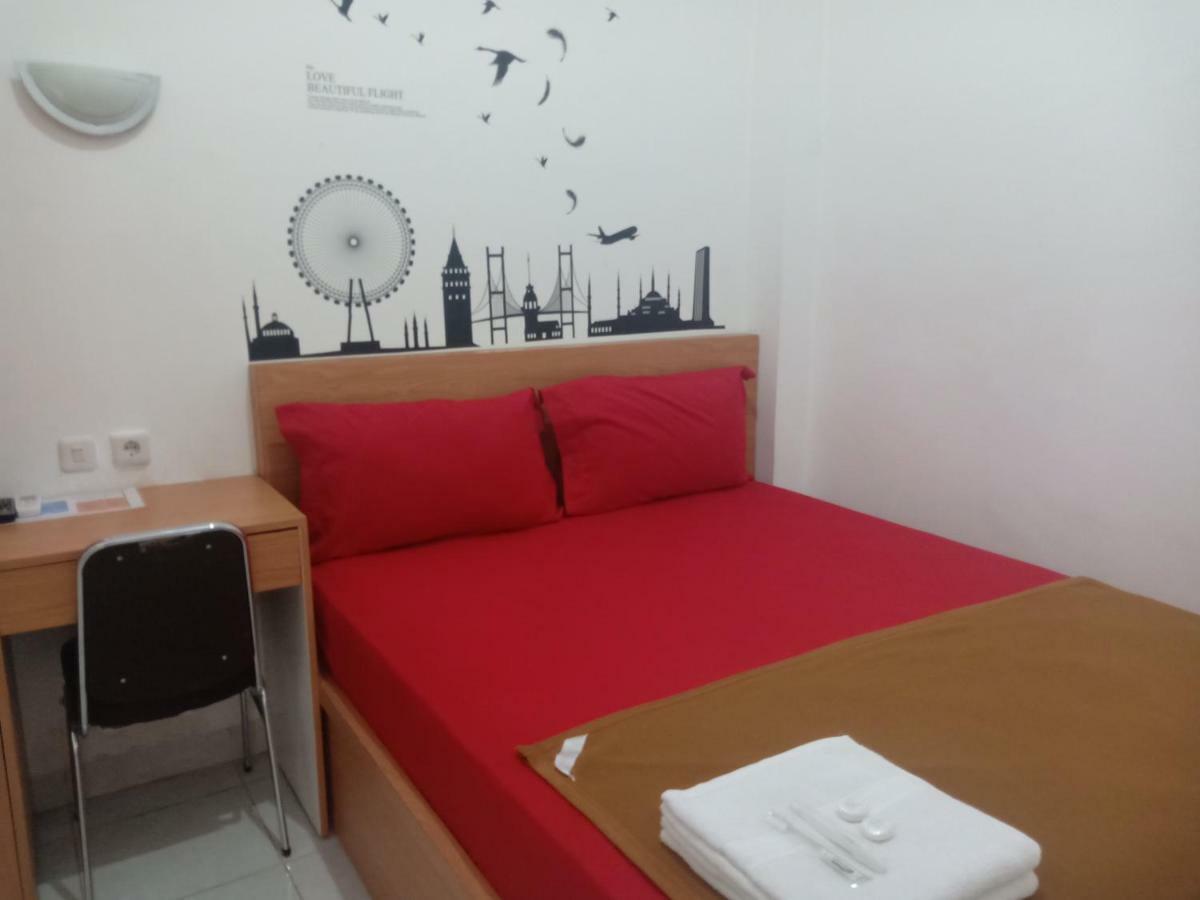 Chrissant Hotel Melati Kültér fotó
